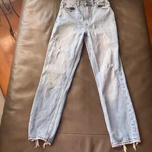 Abercrombie & Fitch 25 Ultra High Rise Mom Jean Indie Grunge Minimalist Straight